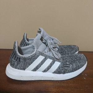 Adidas Sneaker Kids Size 2